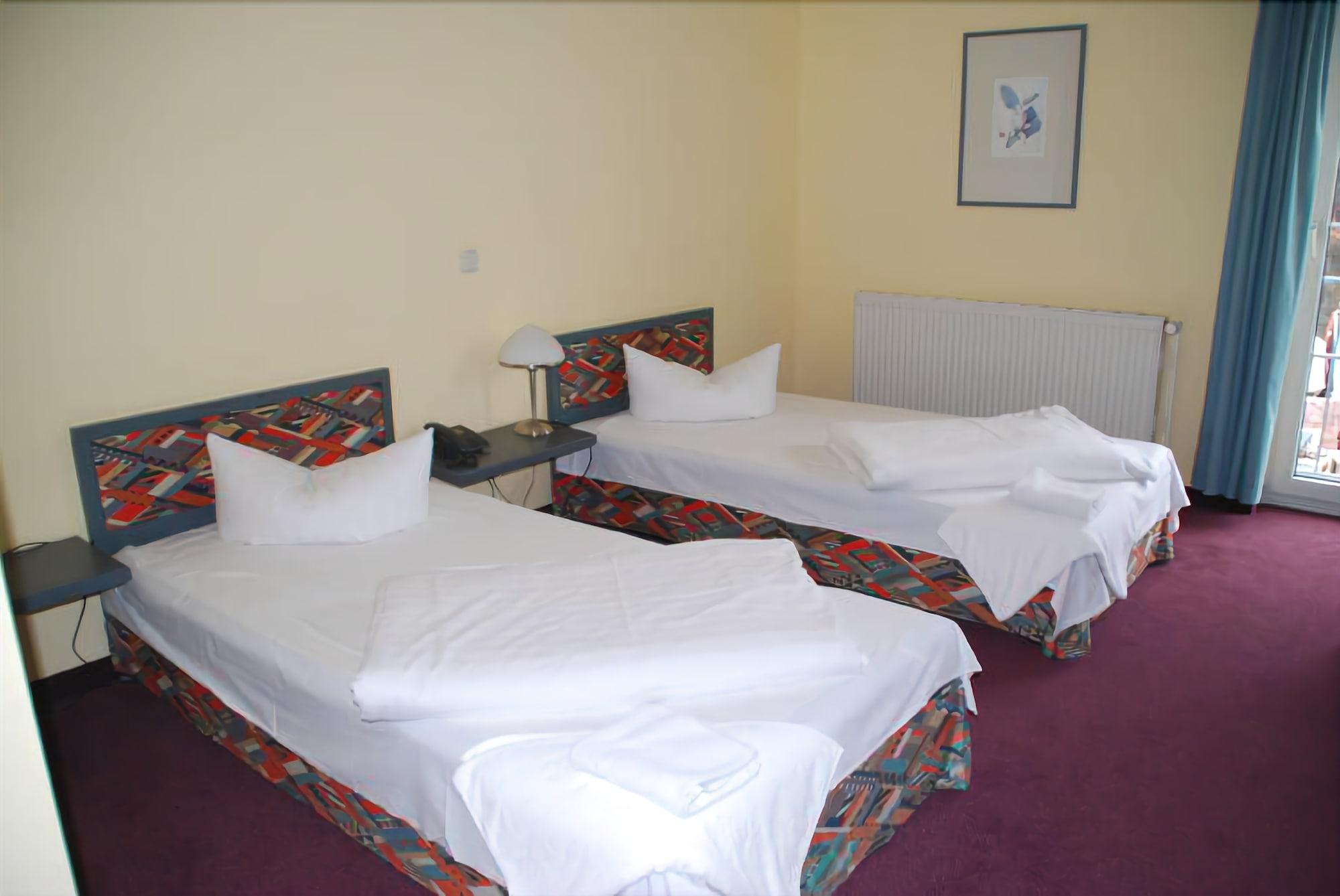 ארנספלדה Hotel Lindenberger Hof מראה חיצוני תמונה