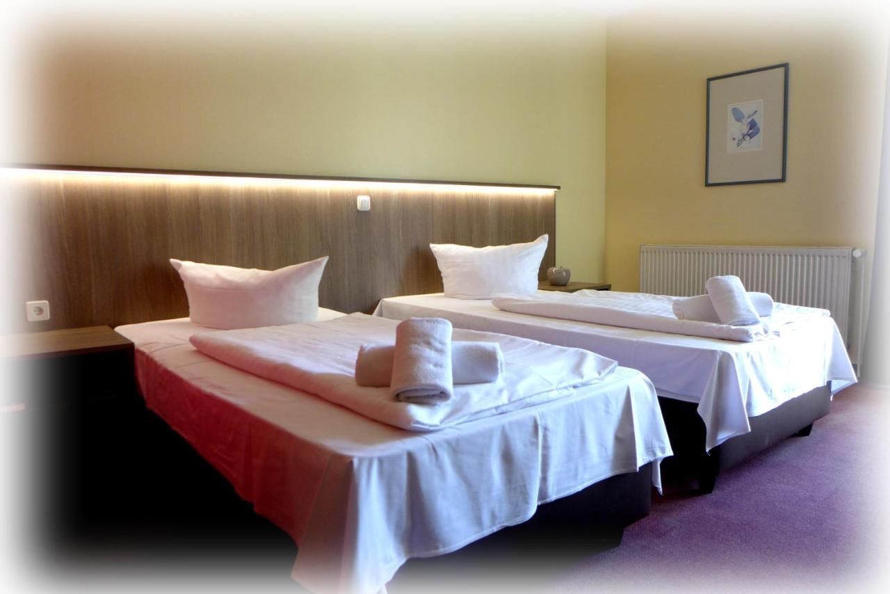 ארנספלדה Hotel Lindenberger Hof מראה חיצוני תמונה